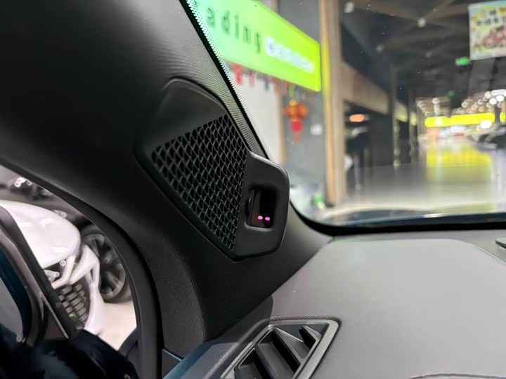 Фото 33 - BYD Song L DM-i Hybrid