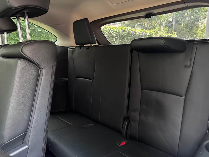 Фото 15 - Toyota Highlander