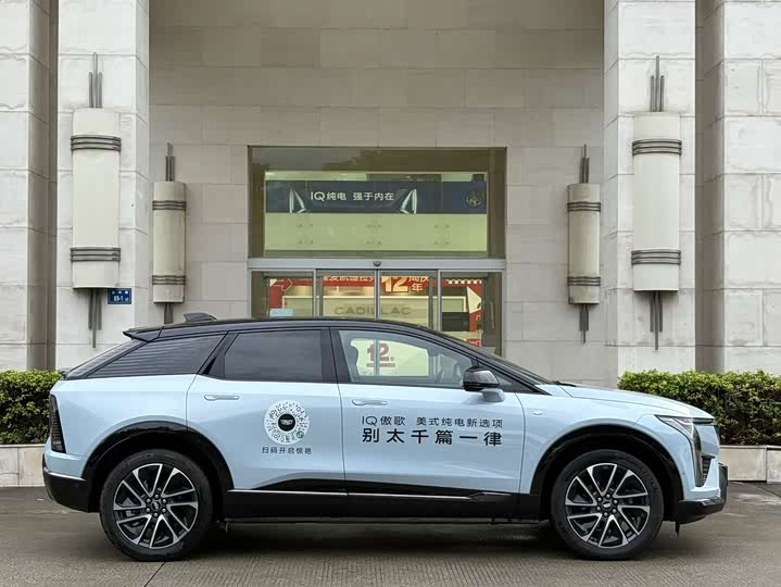 Фото 4 - Cadillac Optiq