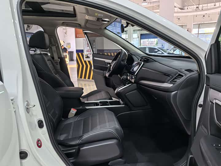 Фото 10 - Honda CR-V