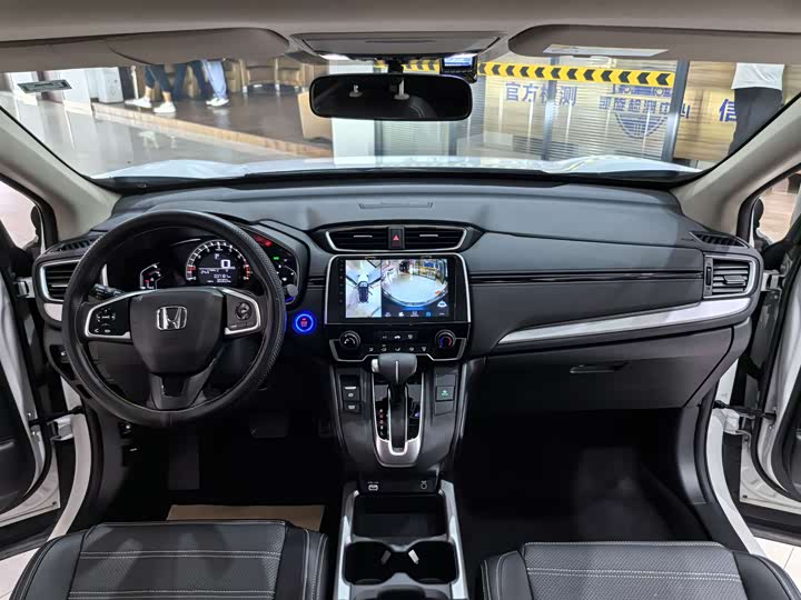 Фото 11 - Honda CR-V