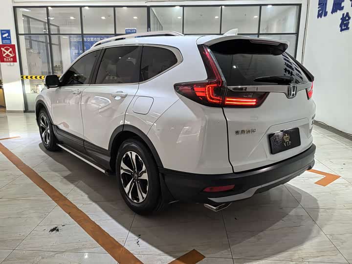 Фото 6 - Honda CR-V