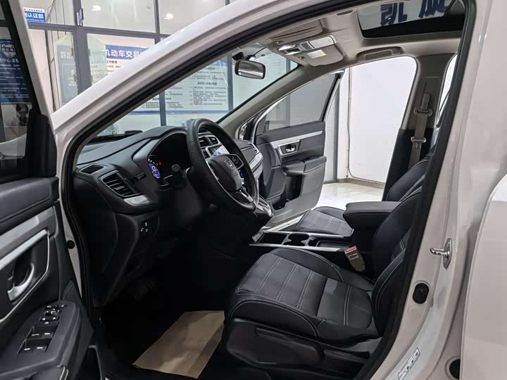 Фото 8 - Honda CR-V