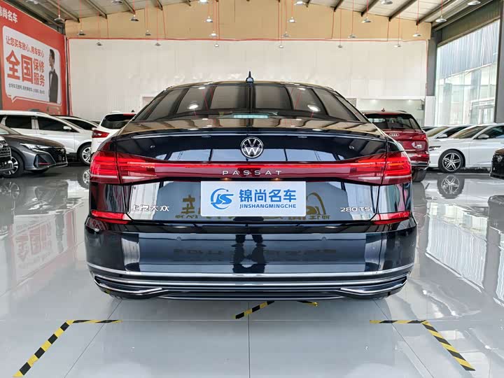 Фото 19 - Volkswagen Passat