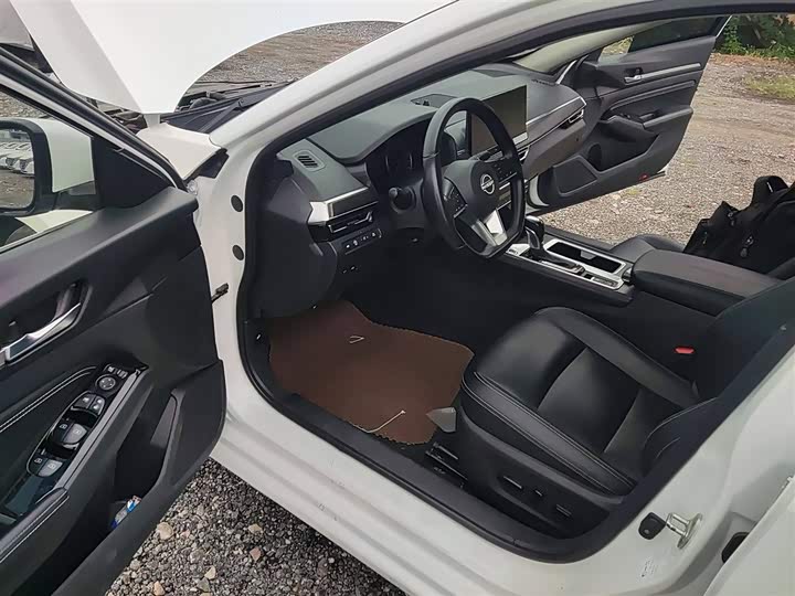 Фото 16 - Nissan Teana