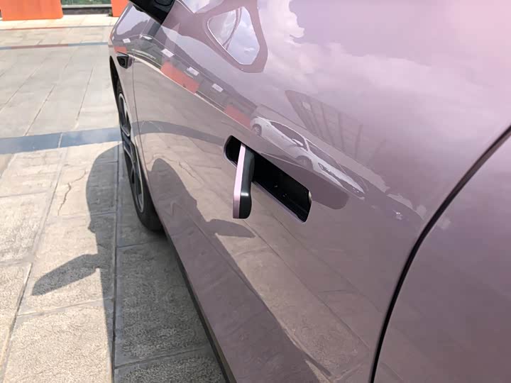 Фото 12 - GAC Aion RT