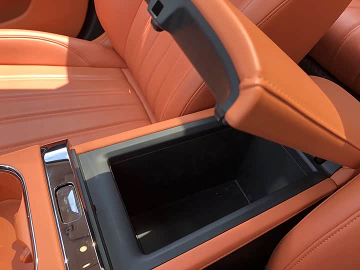 Фото 19 - GAC Aion RT