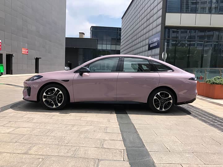 Фото 3 - GAC Aion RT