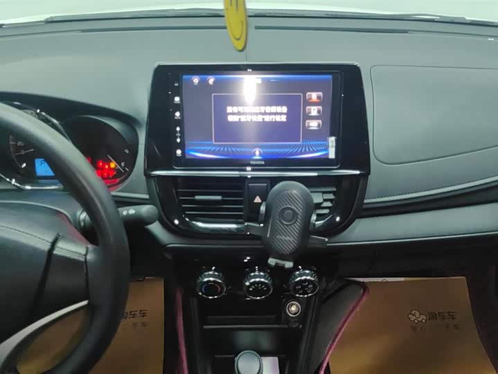 Фото 13 - Toyota Vios