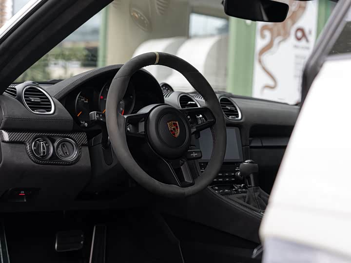 Фото 19 - Porsche 718