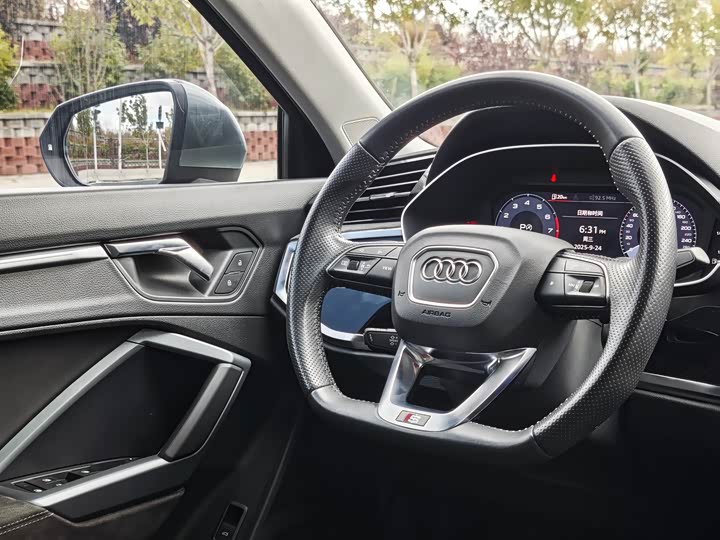 Фото 5 - Audi Q3 Sportback