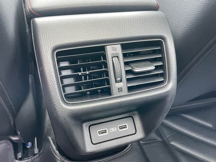 Фото 12 - Honda Civic