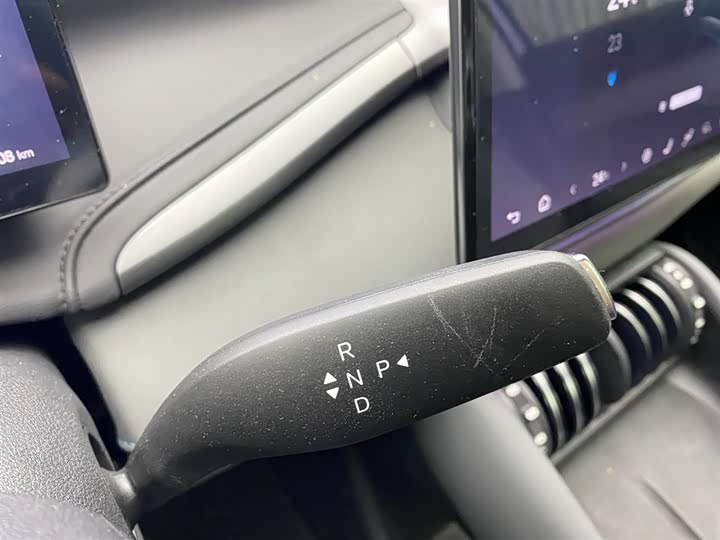 Фото 13 - BYD Yuan Plus