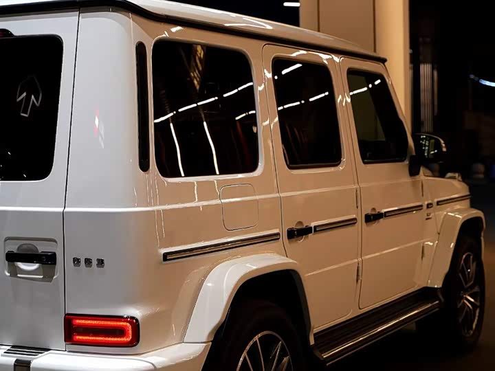 Фото 4 - Mercedes-Benz G-Class