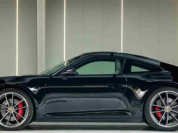 Фото 9 - Porsche 911