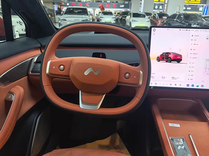 Фото 12 - Nio Onvo L60