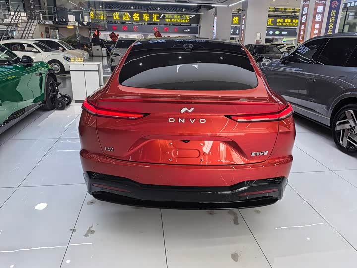 Фото 16 - Nio Onvo L60