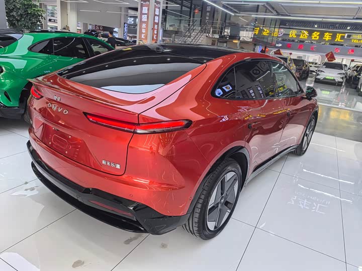 Фото 17 - Nio Onvo L60