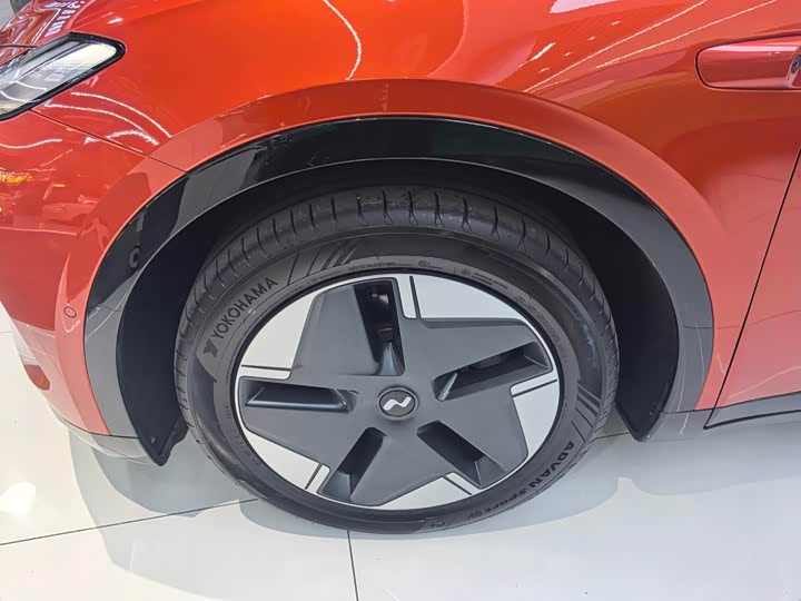 Фото 5 - Nio Onvo L60