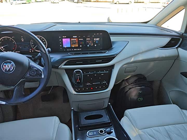 Фото 13 - Buick GL8 ES