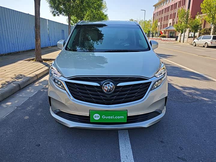 Фото 3 - Buick GL8 ES