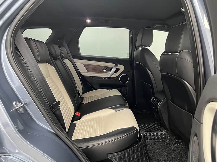 Фото 7 - Land Rover Discovery Sport