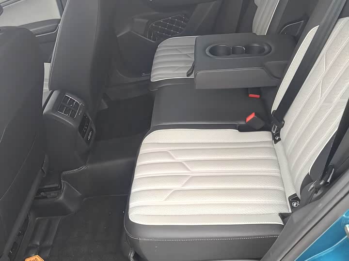 Фото 9 - Volkswagen Tayron