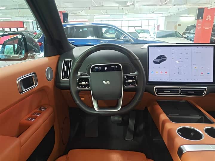 Фото 11 - LiXiang L8