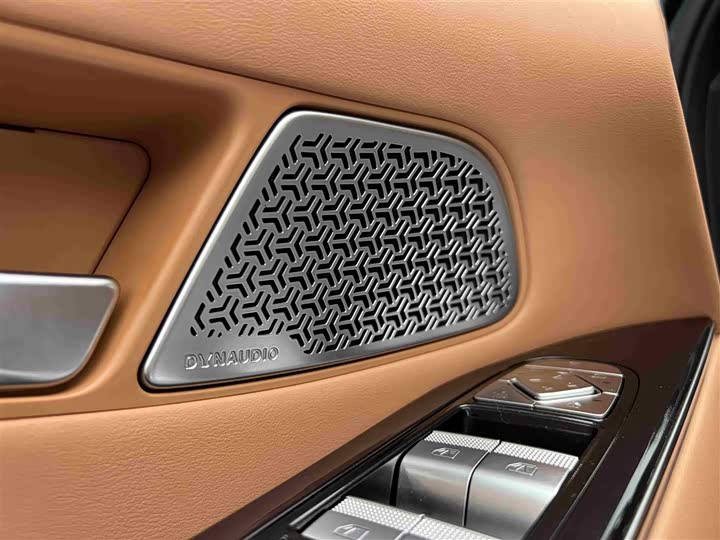 Фото 16 - BYD Han L