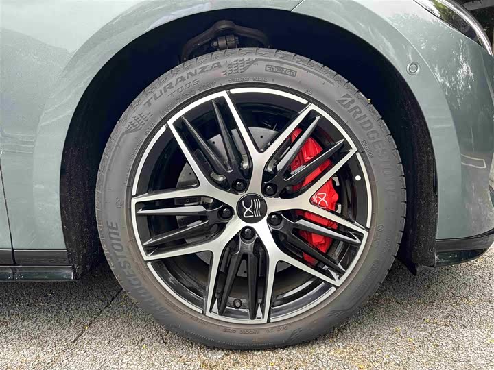 Фото 17 - BYD Han L