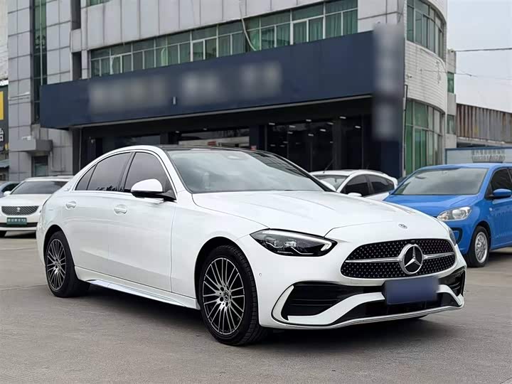 Фото 10 - Mercedes-Benz C-Class