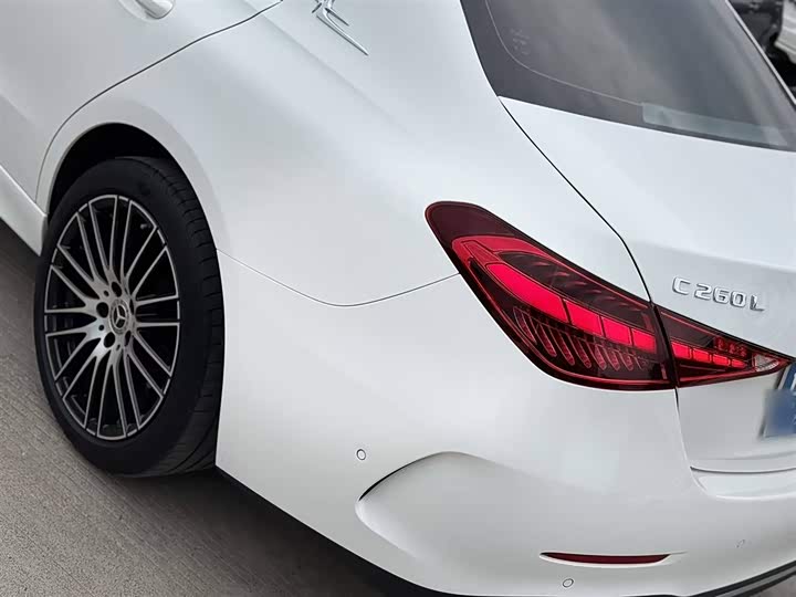 Фото 15 - Mercedes-Benz C-Class