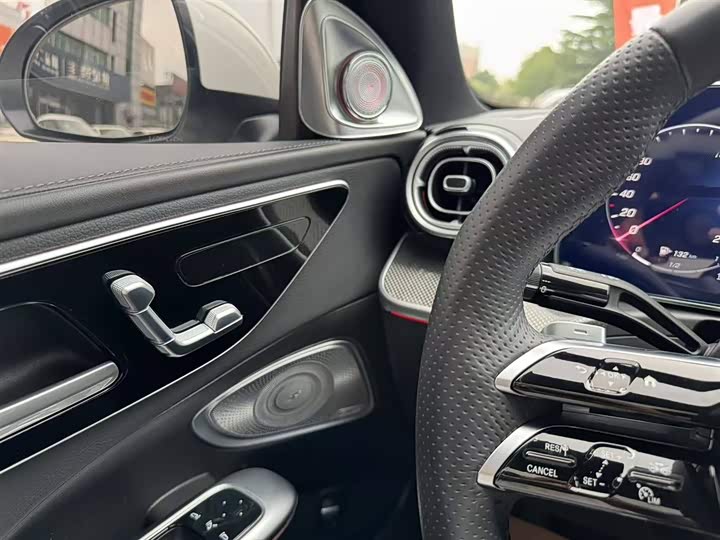 Фото 4 - Mercedes-Benz C-Class