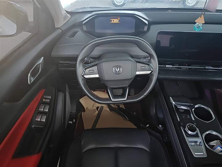 Фото 11 - Changan CS55 Plus