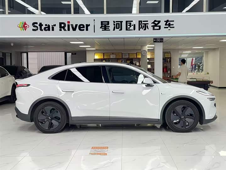 Фото 4 - Nio Onvo L60