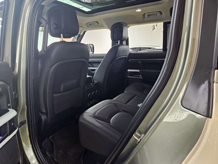 Фото 5 - Land Rover Defender