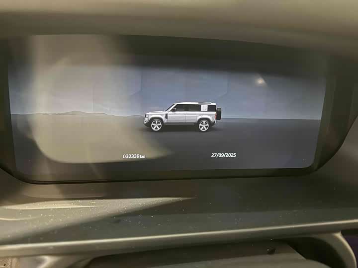 Фото 8 - Land Rover Defender