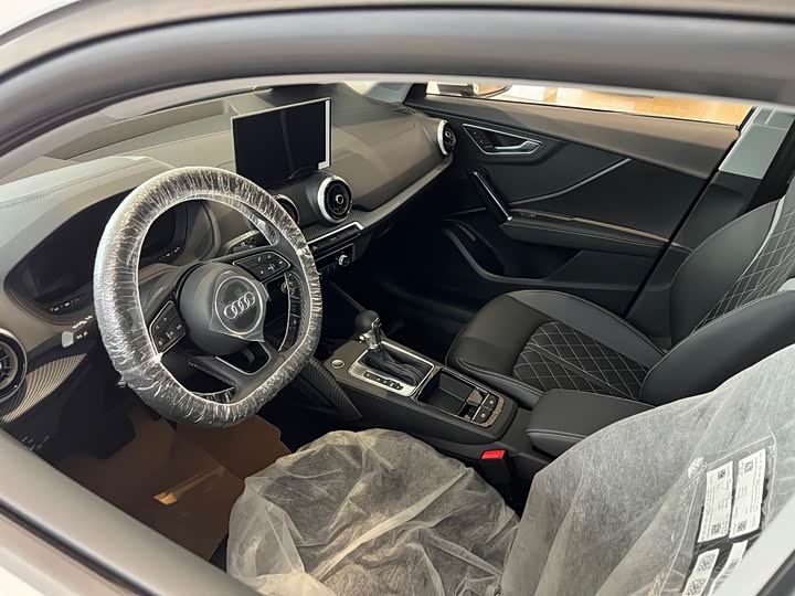 Фото 5 - Audi Q2L