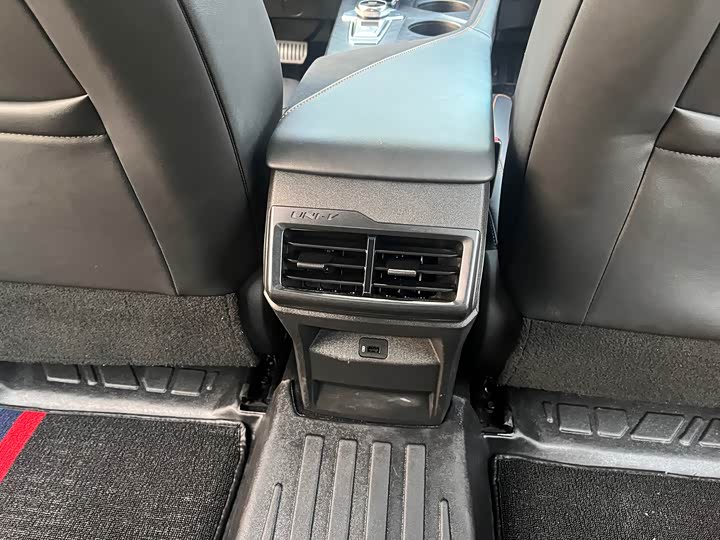 Фото 19 - Changan UNI-V