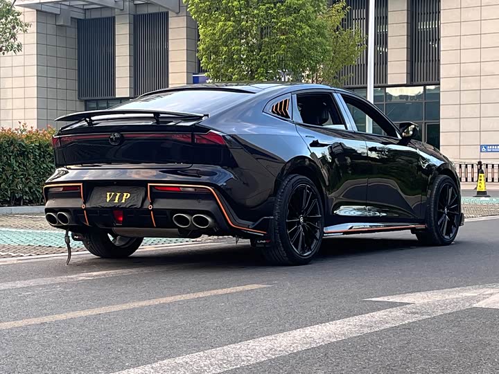 Фото 5 - Changan UNI-V