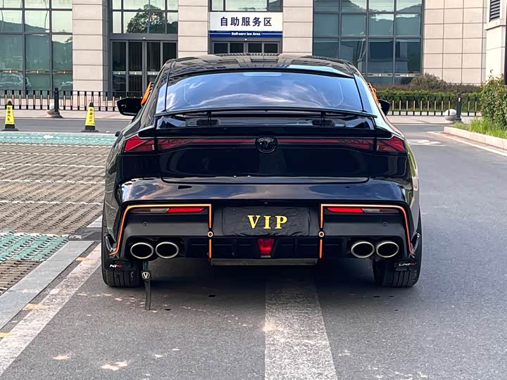 Фото 6 - Changan UNI-V