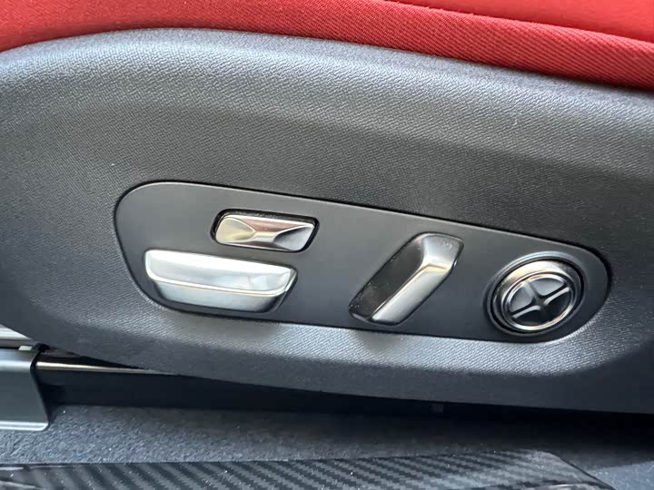 Фото 15 - Xiaomi SU7