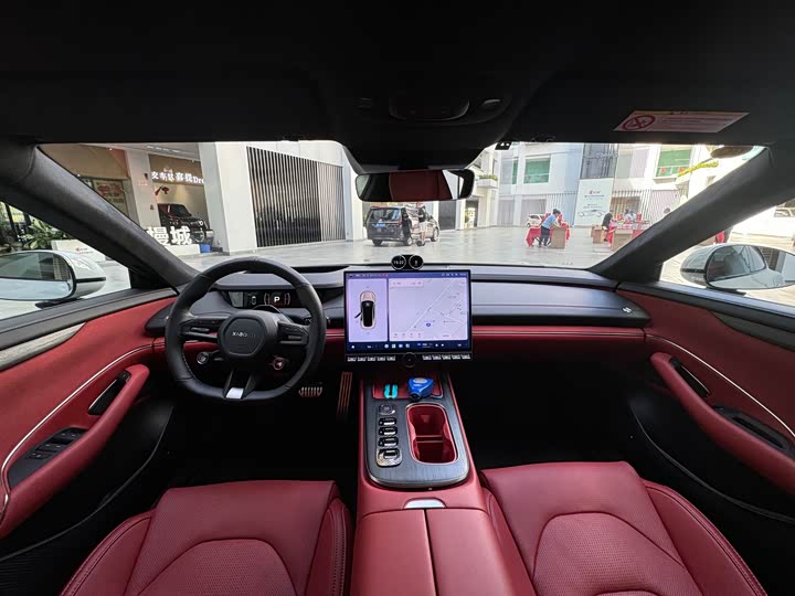 Фото 5 - Xiaomi SU7