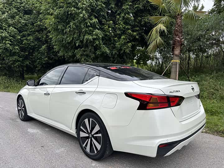 Фото 6 - Nissan Teana