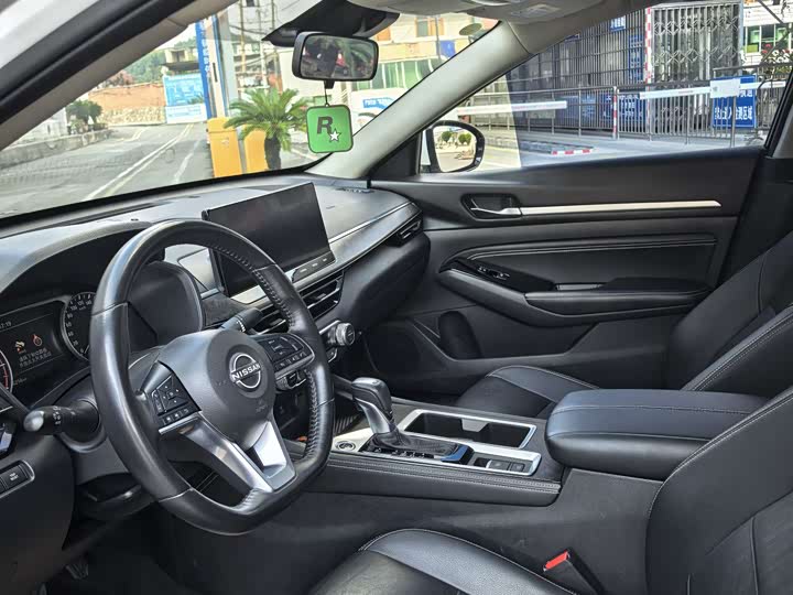 Фото 8 - Nissan Teana