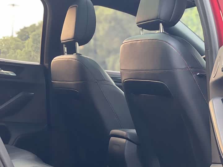 Фото 17 - Ford Focus