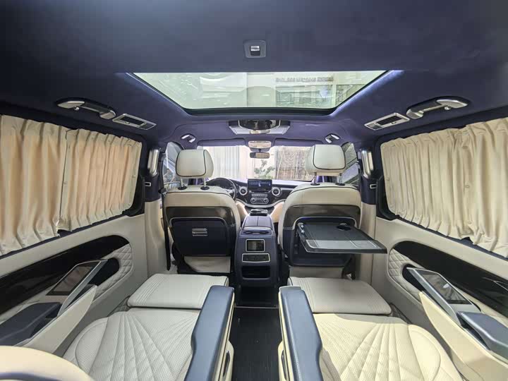 Фото 11 - Mercedes-Benz Vito