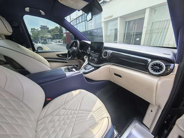 Фото 7 - Mercedes-Benz Vito