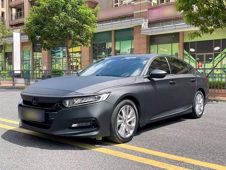 Фото 2 - Honda Accord