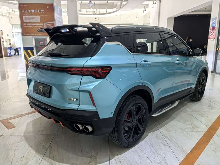 Фото 4 - Geely Coolray